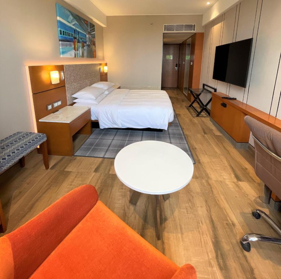 Hyatt Centric Janakpuri New Delhi Otel Dış mekan fotoğraf Deluxe room