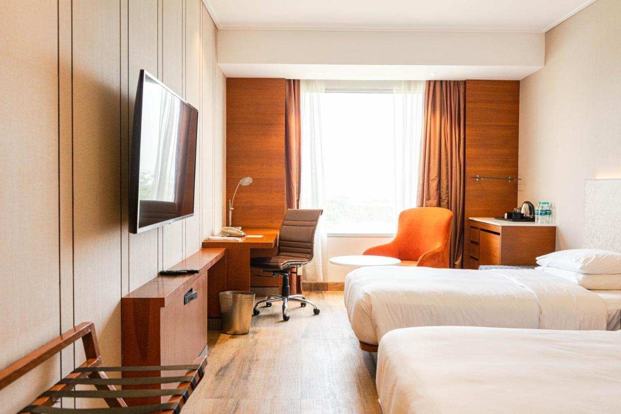 Hyatt Centric Janakpuri New Delhi Otel Dış mekan fotoğraf A room at the hotel